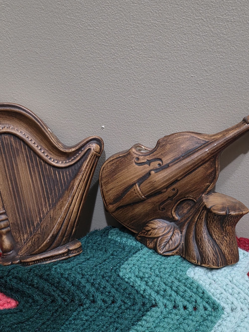 Vintage 1960s Treasure Craft USA Musical Harp & Violin Wall Pocket Planters Pair